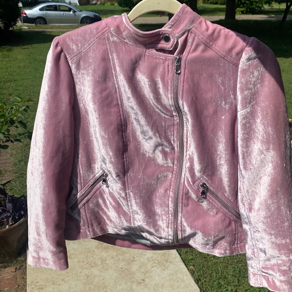 Rebecca Taylor, size 8, jacket, velvet material, pink in color.